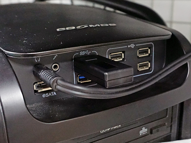 PC側にはUSB接続する仕組み