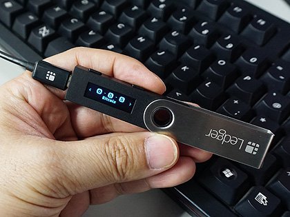 仮想通貨向けのハードウェアウォレット「Ledger Nano S」がツクモに 仮想通貨向けのハードウェアウォレット「Ledger Nano S」がツクモに