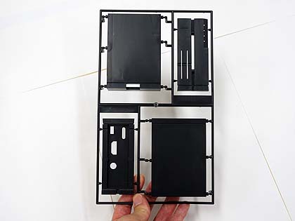 往年の名機「X68000 XVI」のプラモデルケースが発売、ラズパイを搭載