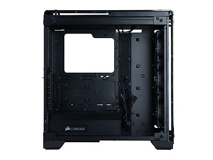ミラーガラスで覆われた“魅せる”ケース「570X RGB Mirror Black」が