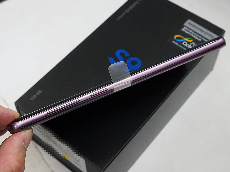 Galaxy S9+の本体正面