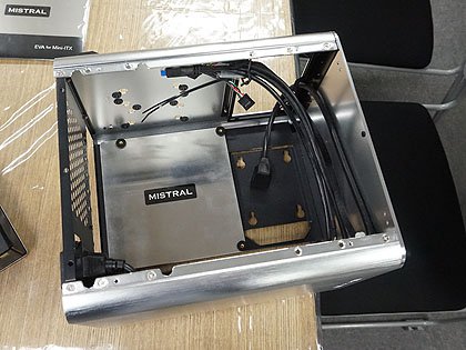 MISTRAL EVA-miniSG 電磁波ノイズ対策オーディオボード Mistral EVA | エスカート 製品情報