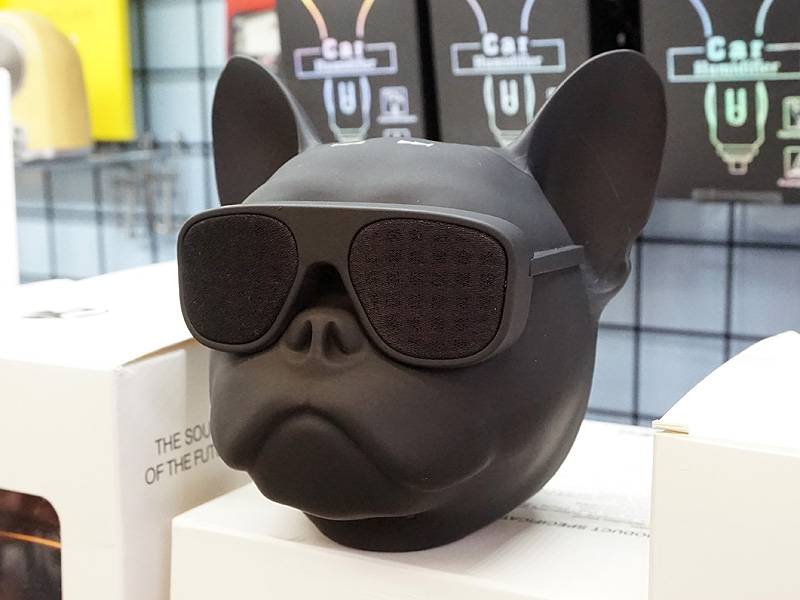 ブルドッグの顔をモチーフにしたBluetoothスピーカー「AEROBULL」