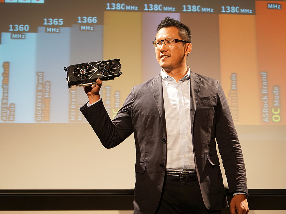 ASRockのChris Lee氏