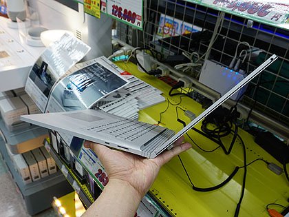 MSのハイエンド2in1 PC「Surface Book 2」に15インチモデル、価格は28