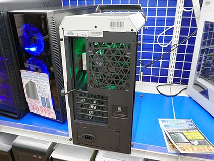 Deepcoolの水冷ケース「BARONKASE LIQUID」が発売、実売18,480円