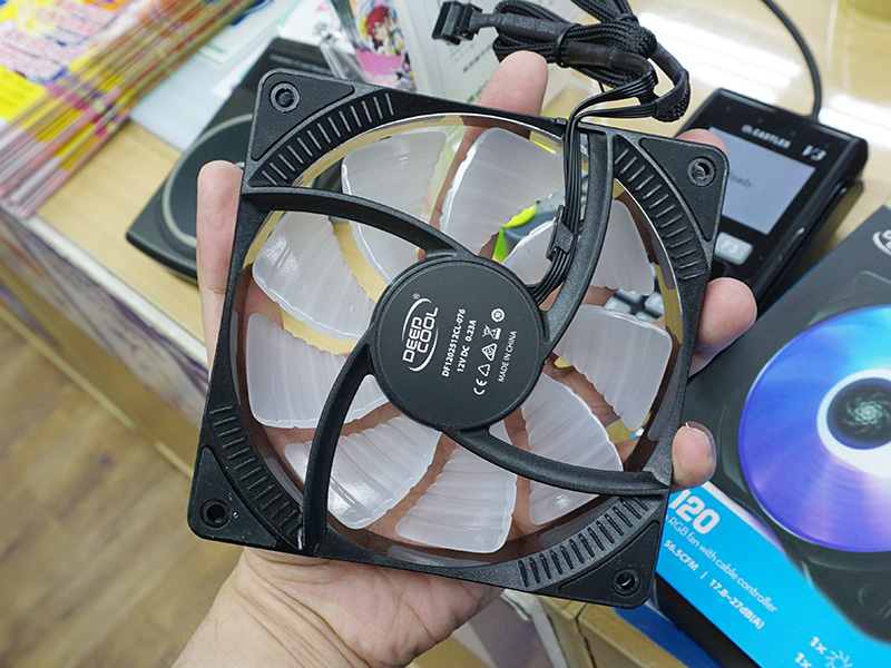 写真はRF 120（DP-FRGB-RF120-1C）