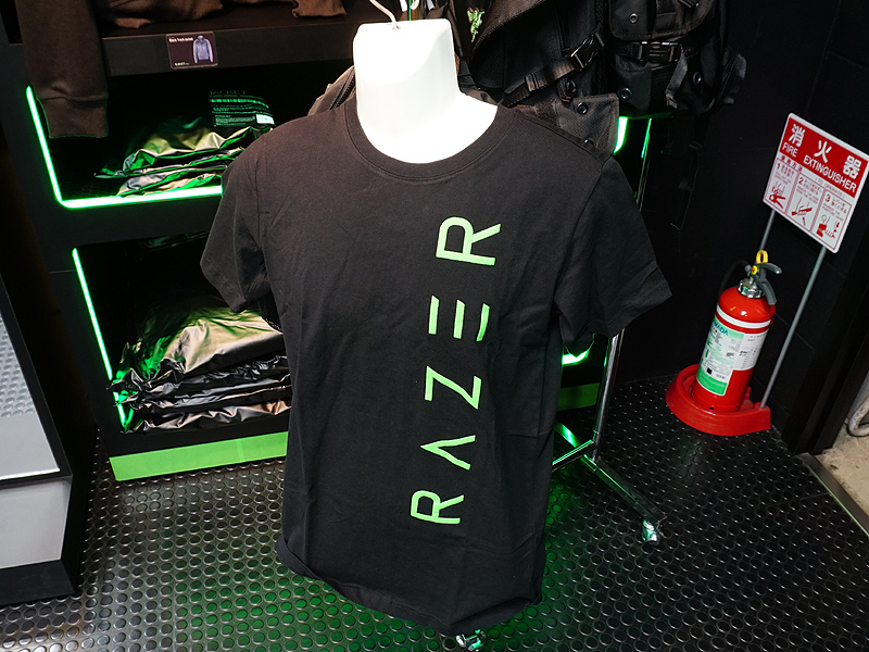 Tシャツ