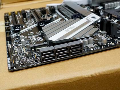 ASUSのX470マザーは「ROG STRIX X470-F GAMING」など2種類 - AKIBA PC