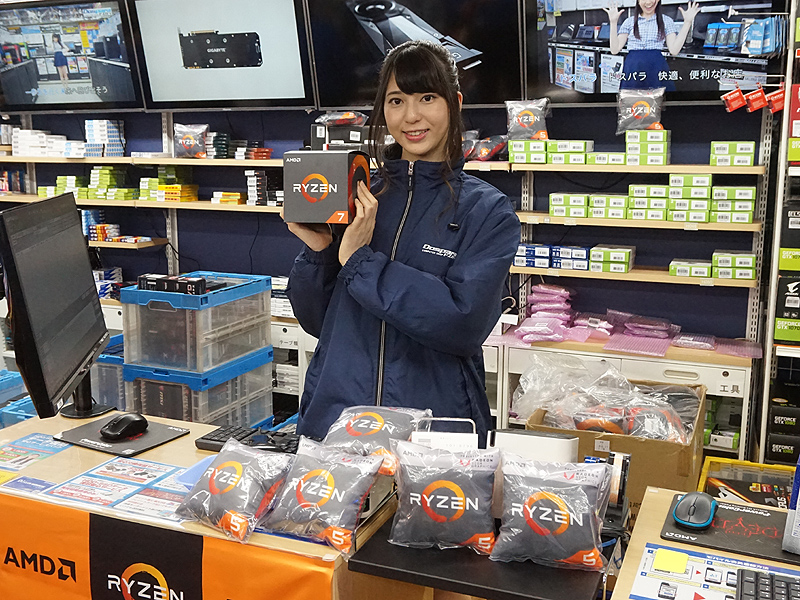 声優の村井 理沙子さんも応援に駆けつけた