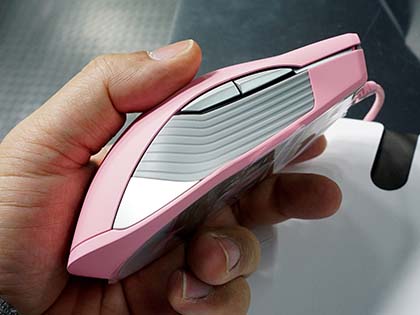 Razerのゲーミングデバイスにキュートなピンク色「QUARTZ