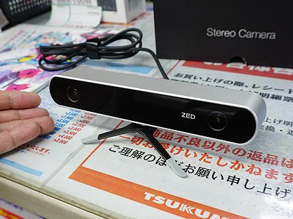 HTC VIVEでAR体験が可能になる小型カメラ「ZED Mini」が店頭入荷