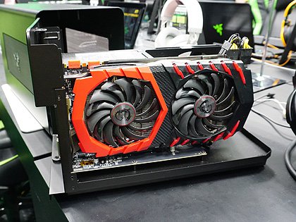 macOSにも対応した外付けGPUボックス「Razer Core X」のサンプル展示が