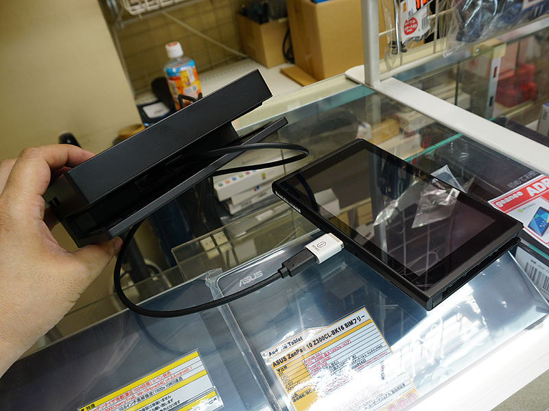 Nintendo Switchで使用した時の様子(動作保証外,延長ケーブルは別売り)