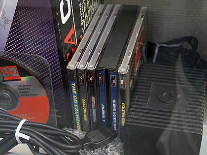 レトロなコモドール製32bitゲーム機「AMIGA CD32」が税込3.5万円