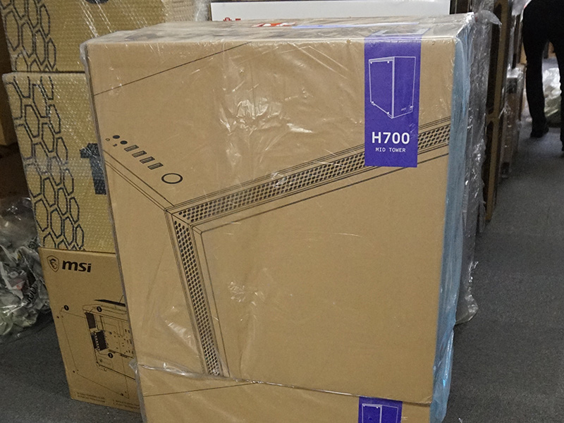 製品パッケージ