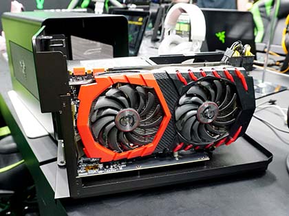 Razer Core X 外付けeGPU + Radeon RX 6600 Razer Core X 外付けeGPU + Radeon RX 6600