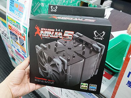 サイズの巨大CPUクーラー「NINJA 5」が7月に発売、重さは1kg以上