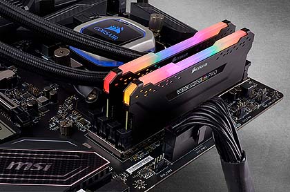 色鮮やかに発光するDDR4メモリ「VENGEANCE RGB PRO」がCORSAIRから