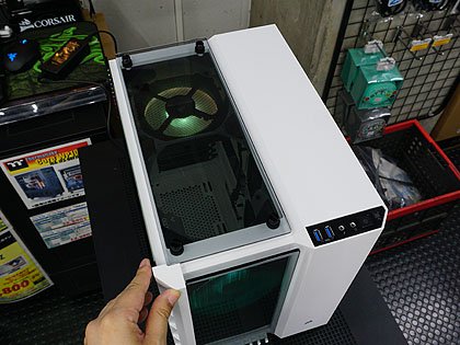 二重チャンバー式のmicroATXケース「Crystal 280X」が発売、CORSAIR製