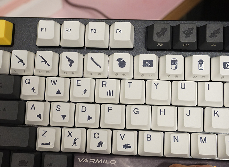 PUBGを連想させるキーキャップ