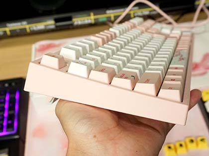 桜をイメージした日本語キーボードが登場、Cherry軸採用 - AKIBA PC