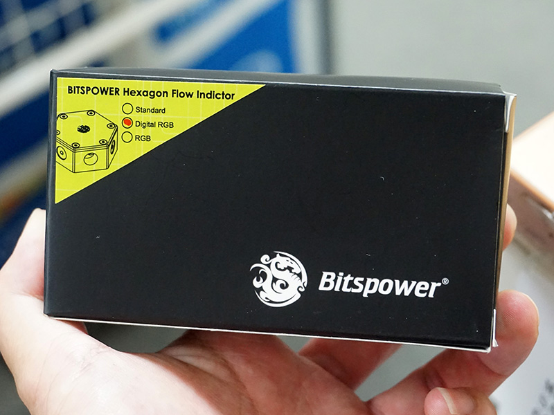 製品パッケージ