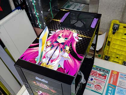 恋姫 夢想 デザインの 痛pcケース が半値以下に 14 980円でセール中 取材中に見つけた なもの Akiba Pc Hotline