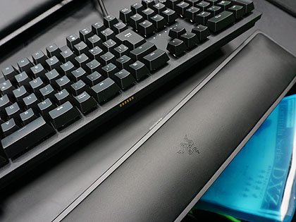Razerの新世代キーボード「Huntsman Elite」が発売、光学メカニカル