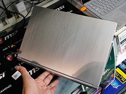 MSIのビジネス向け薄型ノート「PS42 8RB」が店頭入荷、展示デモも開始