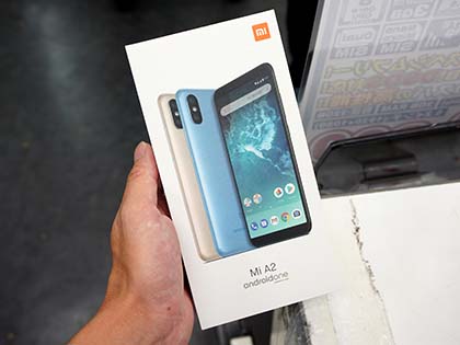 Android One搭載の5.99型SIMフリースマホ「Xiaomi Mi A2」が直輸入