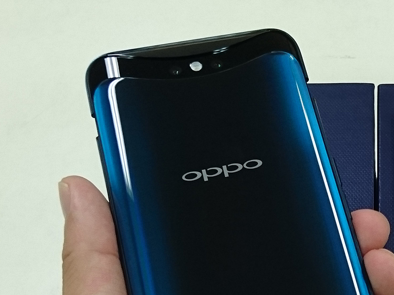 カメラが現れた状態