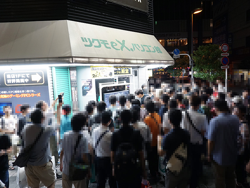 多くのファンがイベントに参加