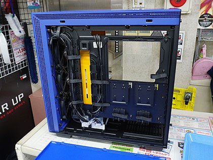 ケースとPC 前面に「忍者」の文字、NZXT製PCケース「H700i Ninja」が発売 - AKIBA