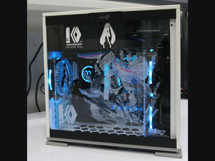 初音ミクとコラボしたゲーミングデバイスの予約受け付けが7日から開始