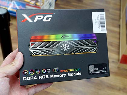 冷却液を封入したDDR4メモリ「XPG SPECTRIX D80」にブラックモデルが