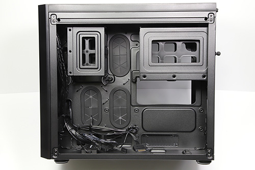 魅惑の“幻光PC”が簡単に組める、CORSAIRの「Crystal Series 280X」を