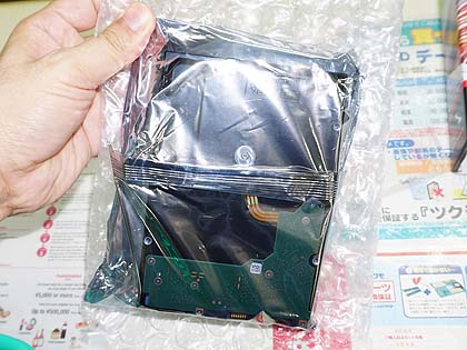 過去最大の14TB HDD「ST14000VN0008」がデビュー、Seagate製 - AKIBA