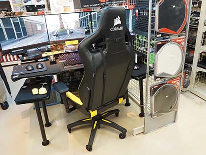 Corsair T1 race ゲーミングチェア T1 RACE Gaming Chair - Black
