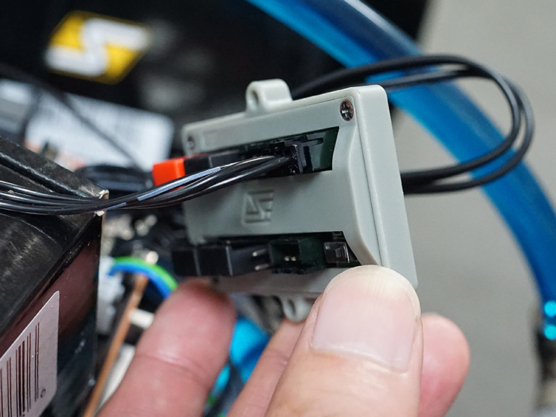 別売りのLEDコントローラ「Swiftech Iris-Eco controller」は後日入荷予定