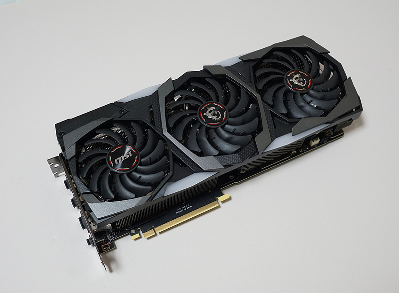 写真はMSI GeForce RTX 2080 GAMING X TRIO
