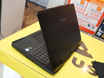 6コアCorei7やGeForce GTX 1060搭載の15.6型ゲーミングノートがG-Tune