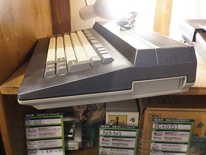 NEC PC-6001mkIISRの中古品が24,800円、動作確認済みで「かなりの美品
