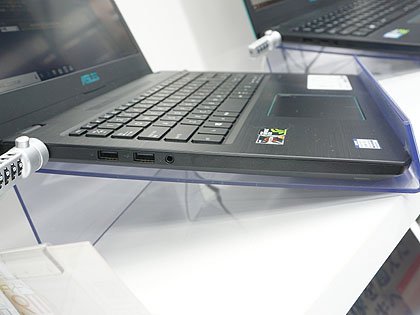 Ryzen + GeForce搭載、パワフルな薄型ゲーミングノート「ASUS X570ZD