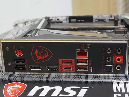 最上位のGODLIKEは実売7万円以上、MSIのZ390マザーは計9種類