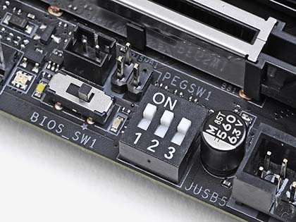 Z390世代の“神”マザー、MSI「MEG Z390 GODLIKE」を試す - AKIBA