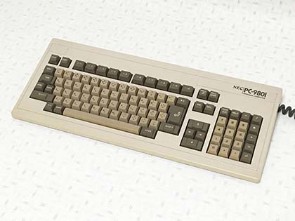 ★激レア★NEC PC9801 本体、ディスプレイ付き NEC PC9801