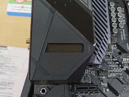 美品 ROG MAXIMUS XI EXTREME マザーボード trogmxsxietm1_s.jpg