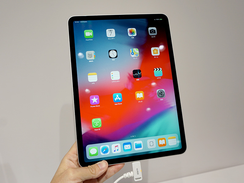 写真は11インチモデルのスペースグレイ