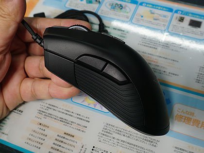 有線/無線両対応のRazer製ゲーミングマウス「Mamba Wireless」が